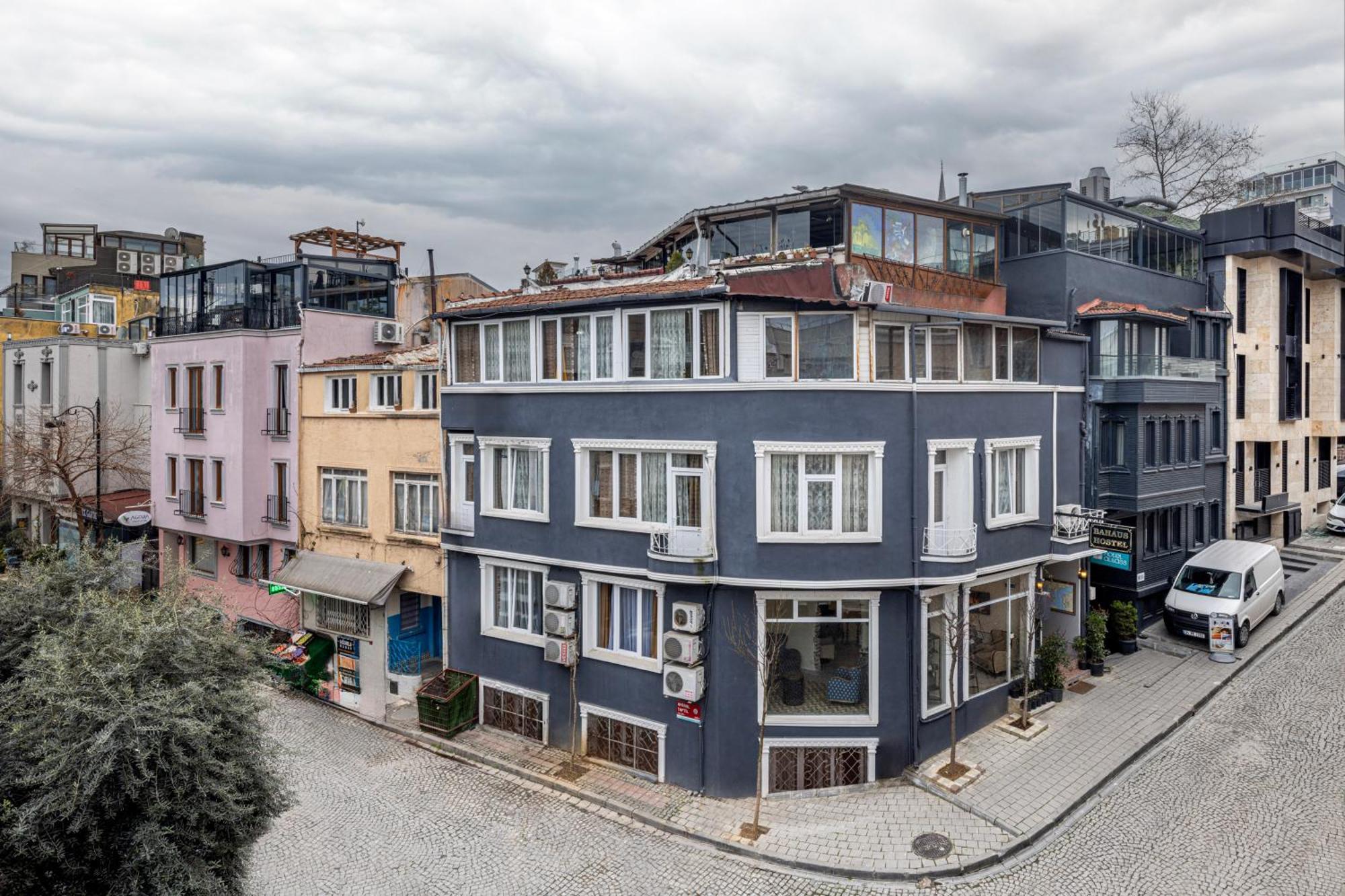 Bahaus Guesthouse Hostel Istanbul Exterior photo